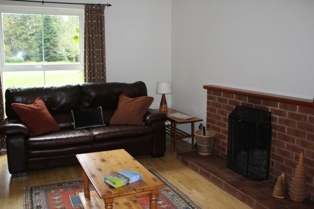 Cygnet Lodge Holiday Home, Fermanagh : sleeping up to 8 people : ideal family holiday rental close to Lough Erne