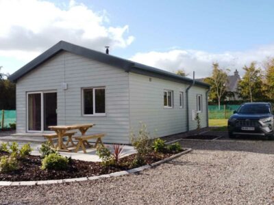 Woodland Lodges Self Catering Accommodation Lough Erne : Fermanagh Lodges self catering lodges : sleeps up to 4 people